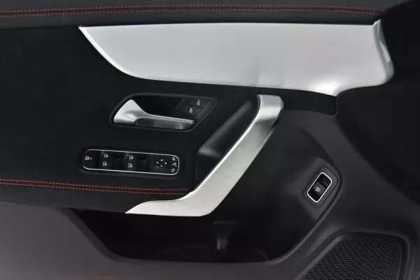 Mercedes-Benz CLA 180 d AMG Line Aut. 19