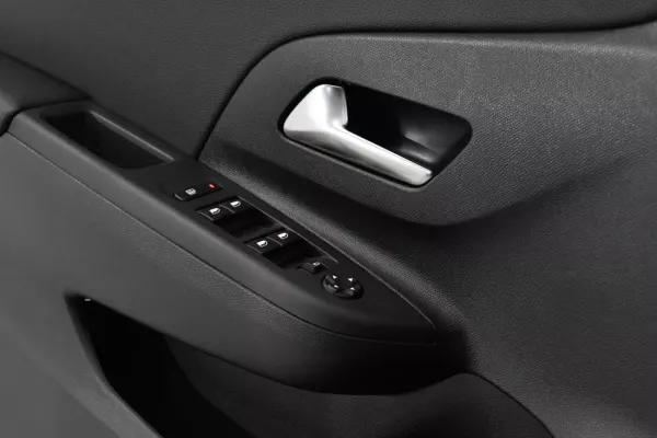 Opel Corsa 1.2 T Elegance 18