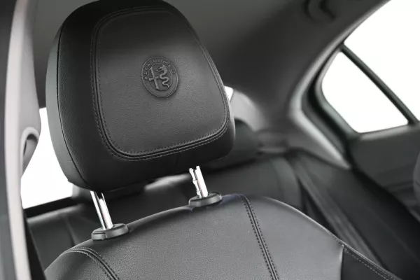 Alfa Romeo Giulia 2.2 D Ti AT8 21