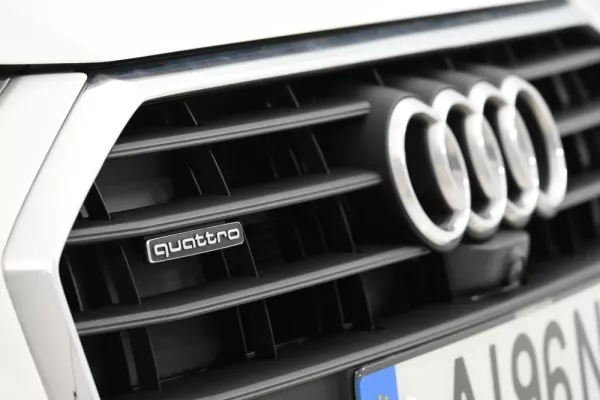 Audi A6 50 TFSIe quattro S tronic 13