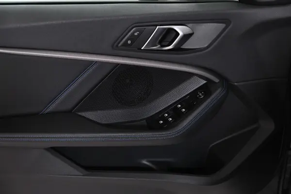 BMW 216 Gran Coupé d Pack Desportivo M 28