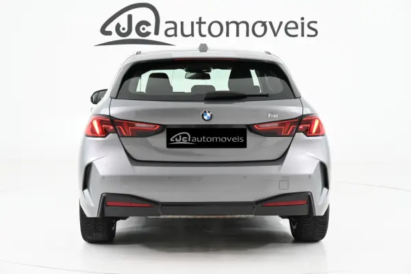 BMW 116 Standard 8