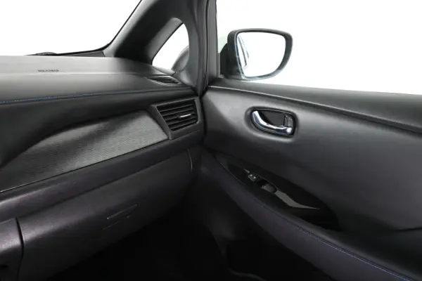 Nissan Leaf Acenta 32