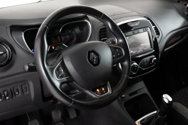 Renault Captur Outro 33