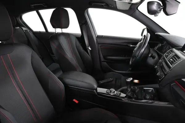BMW 116 d Line Sport 24
