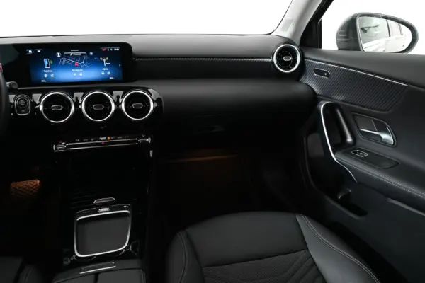 Mercedes-Benz A 200 Progressive Aut. 14