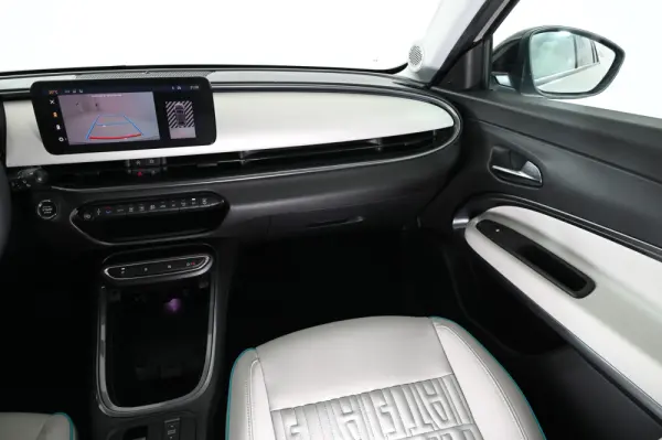 Fiat 600e 54 kWh La Prima 19