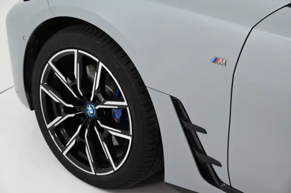 BMW i4 M50 15