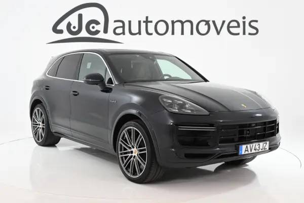 Porsche Cayenne Turbo S E-Hybrid 1