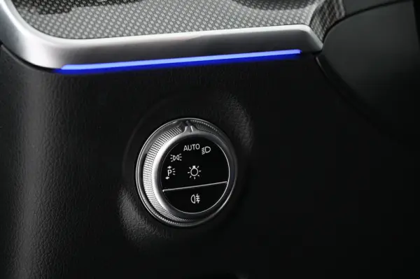 Mercedes-Benz C 300 d AMG Line 32