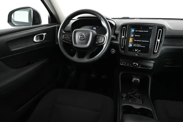 Volvo XC 40 1.5 T2 Momentum 14