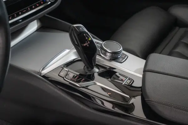 BMW 530 d Line Luxury Auto 25