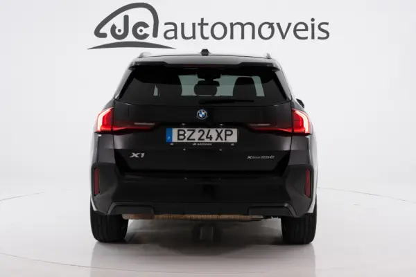 BMW X1 xDrive25e Pack Desportivo M 8