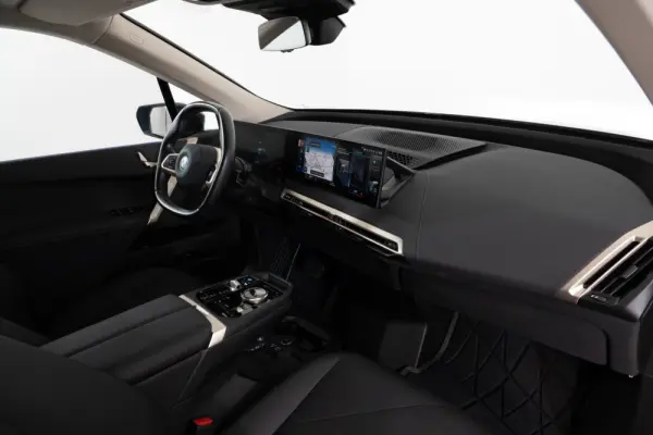 BMW iX xDrive 40 28