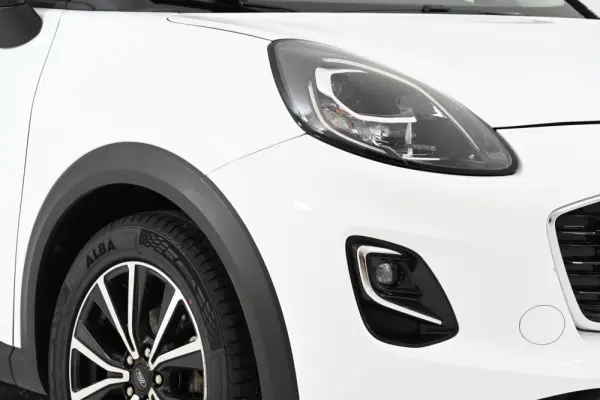 Ford Puma 1.0 EcoBoost MHEV Titanium 13