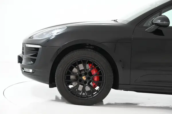 Porsche Macan GTS PDK 12