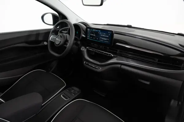 Fiat 500e Outro 33