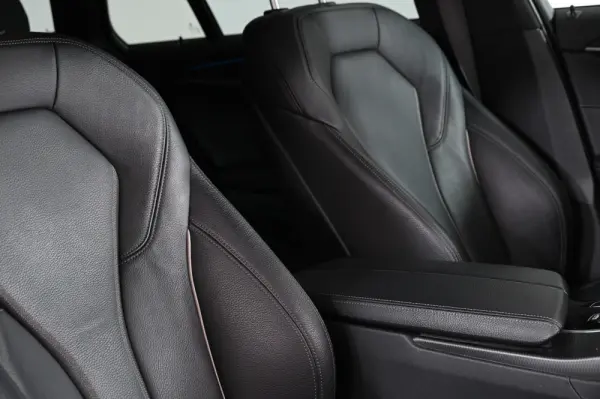 BMW 520 e Pack M 26
