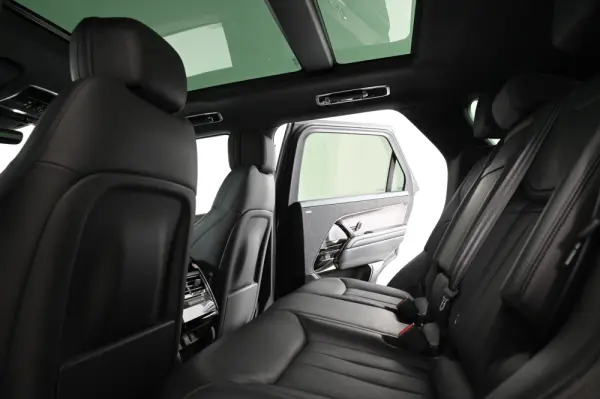 Land Rover Range Rover Sport 3.0 P440e Dynamic HSE 4