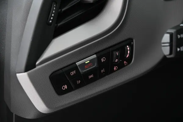 BMW 116 d Advantage 27