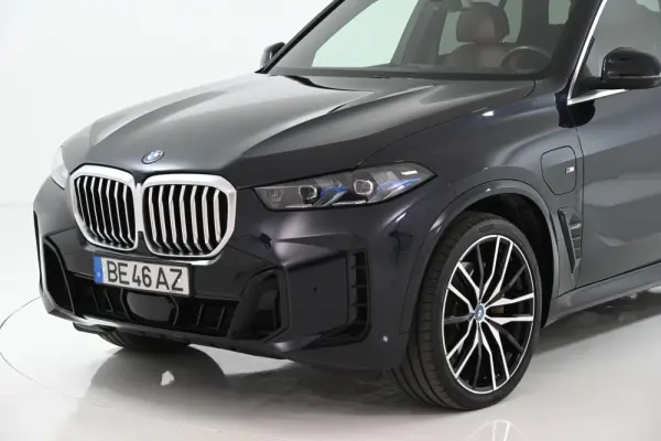 BMW X5 50 e xDrive Edição Desportiva M 14