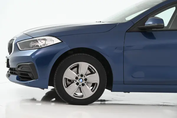 BMW 116 i Advantage Auto 10