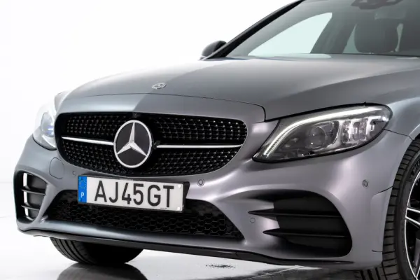 Mercedes-Benz C 300 e AMG Line 17