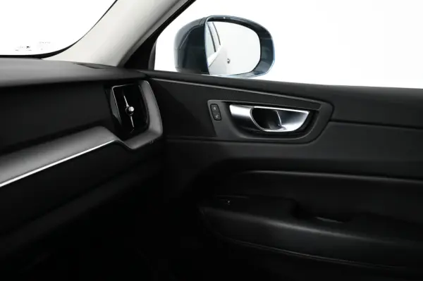 Volvo XC 60 2.0 T6 PHEV Inscription Expression AWD 32