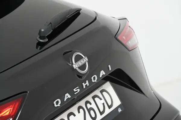 Nissan Qashqai 1.3 DIG-T N-Connecta 10