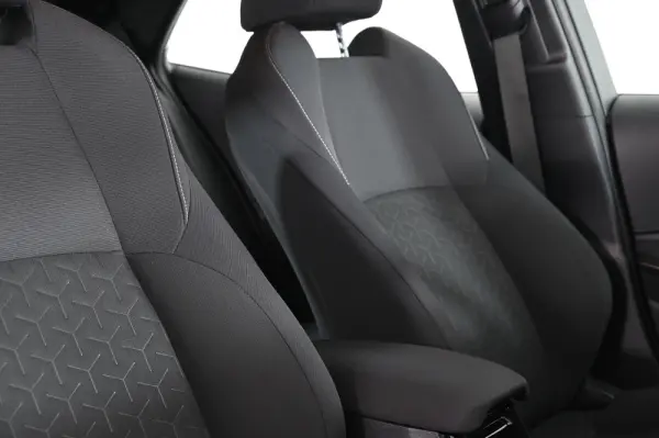 Toyota Corolla 1.8 Hybrid Comfort 22