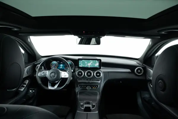 Mercedes-Benz C 300 e AMG Line 24