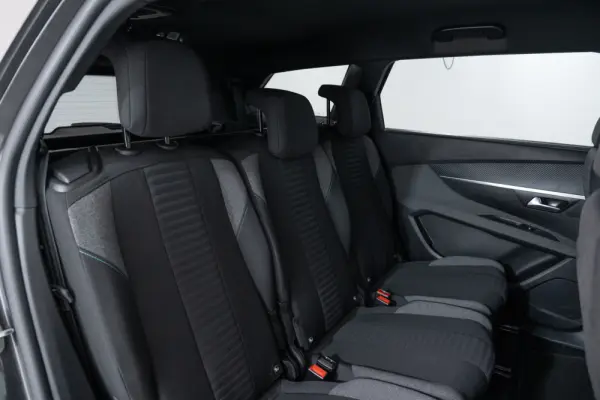 Peugeot 5008 1.5 BlueHDi Active Pack EAT8 28