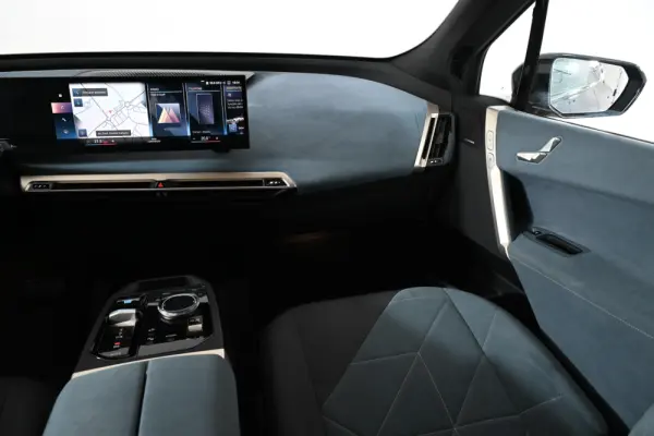 BMW iX xDrive 40 15
