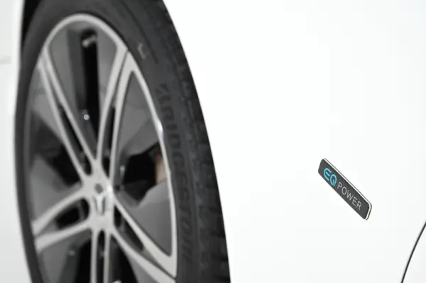 Mercedes-Benz C 300 de Avantgarde 10