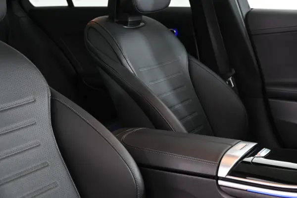 Mercedes-Benz C 300 d AMG Line 26