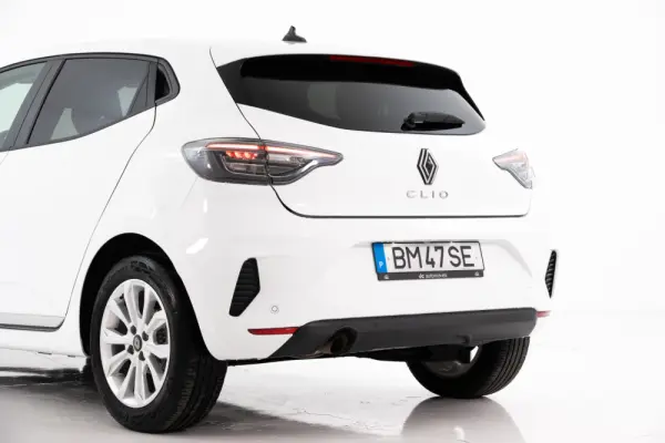 Renault Clio 1.0 TCe Limited 11