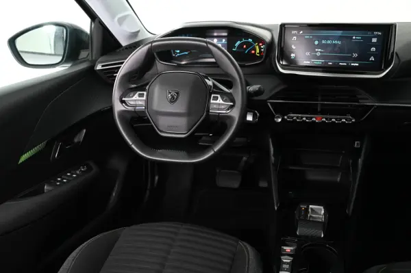 Peugeot e-208 50 kWh Active Pack 17