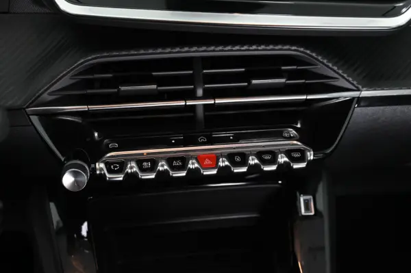 Peugeot e-208 50 kWh Active Pack 22