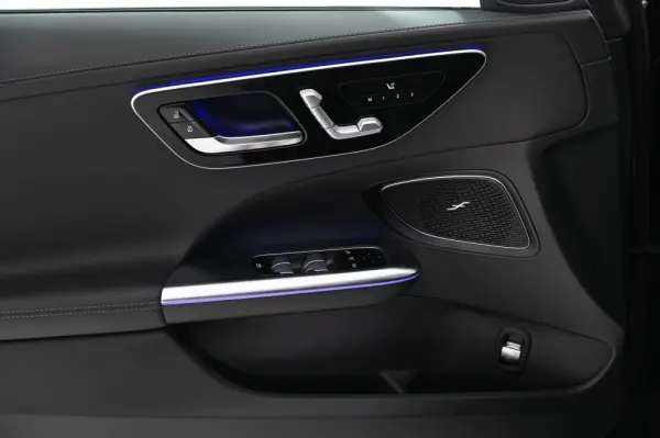 Mercedes-Benz C 300 d AMG Line 27