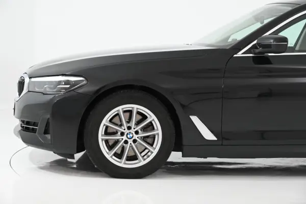 BMW 520 d Auto 12
