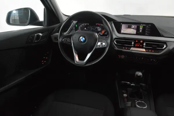 BMW 116 i Advantage 19
