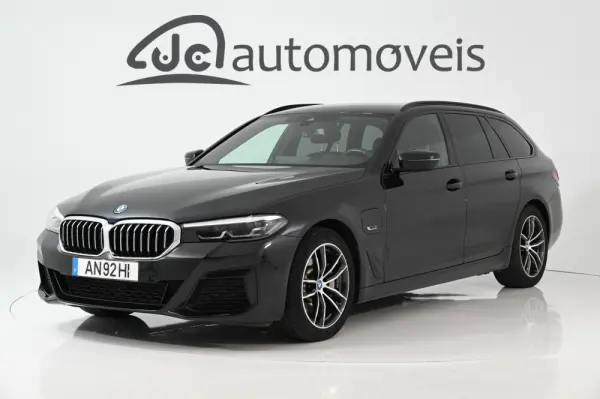 BMW 520 e Pack M 13