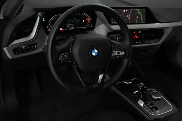 BMW 116 i Advantage Auto 15