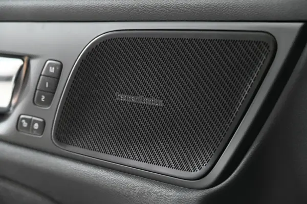 Volvo S60 2.0 T8 PHEV Polestar AWD 34