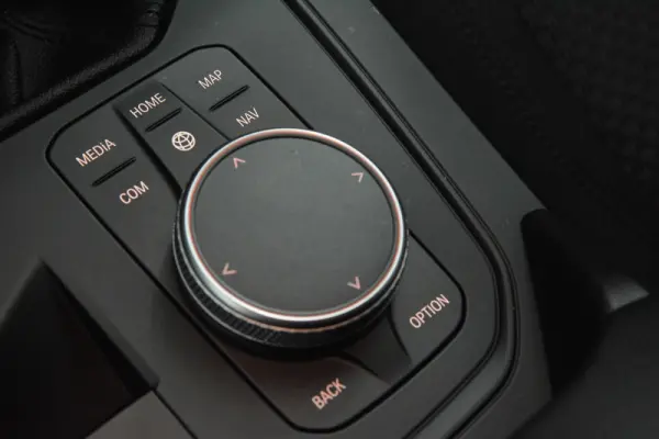 BMW 116 i Advantage 15