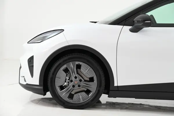 Cupra Raval 38.5 kWh Plus 13