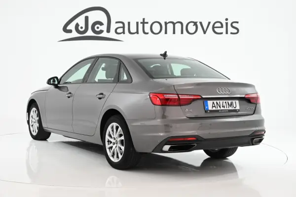 Audi A4 40 TDI S tronic 2