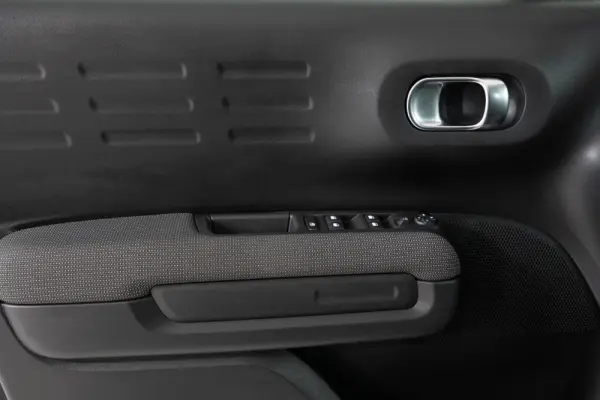 Citroen C3 Aircross Outro 30