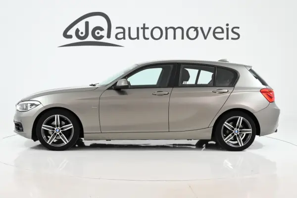 BMW 116 d Line Sport 7