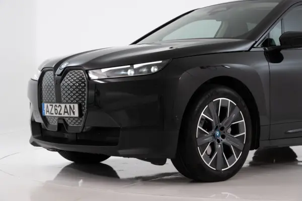 BMW iX xDrive 40 16